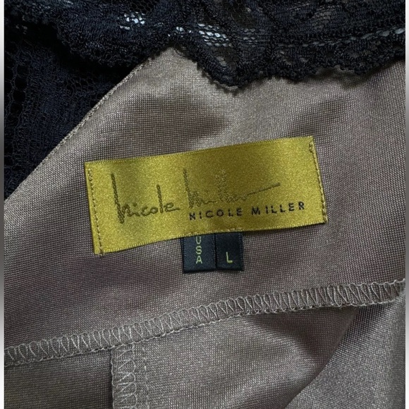 Nicole Miller Illusion Yoke Lace Sheath Dress Worn by Grace Sz L Black - Picture 11 of 12